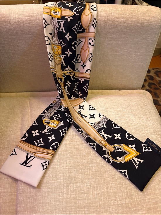 Louis Vuitton Accessories - Louis Vuitton confidential monogram bandeau! 100% authentic